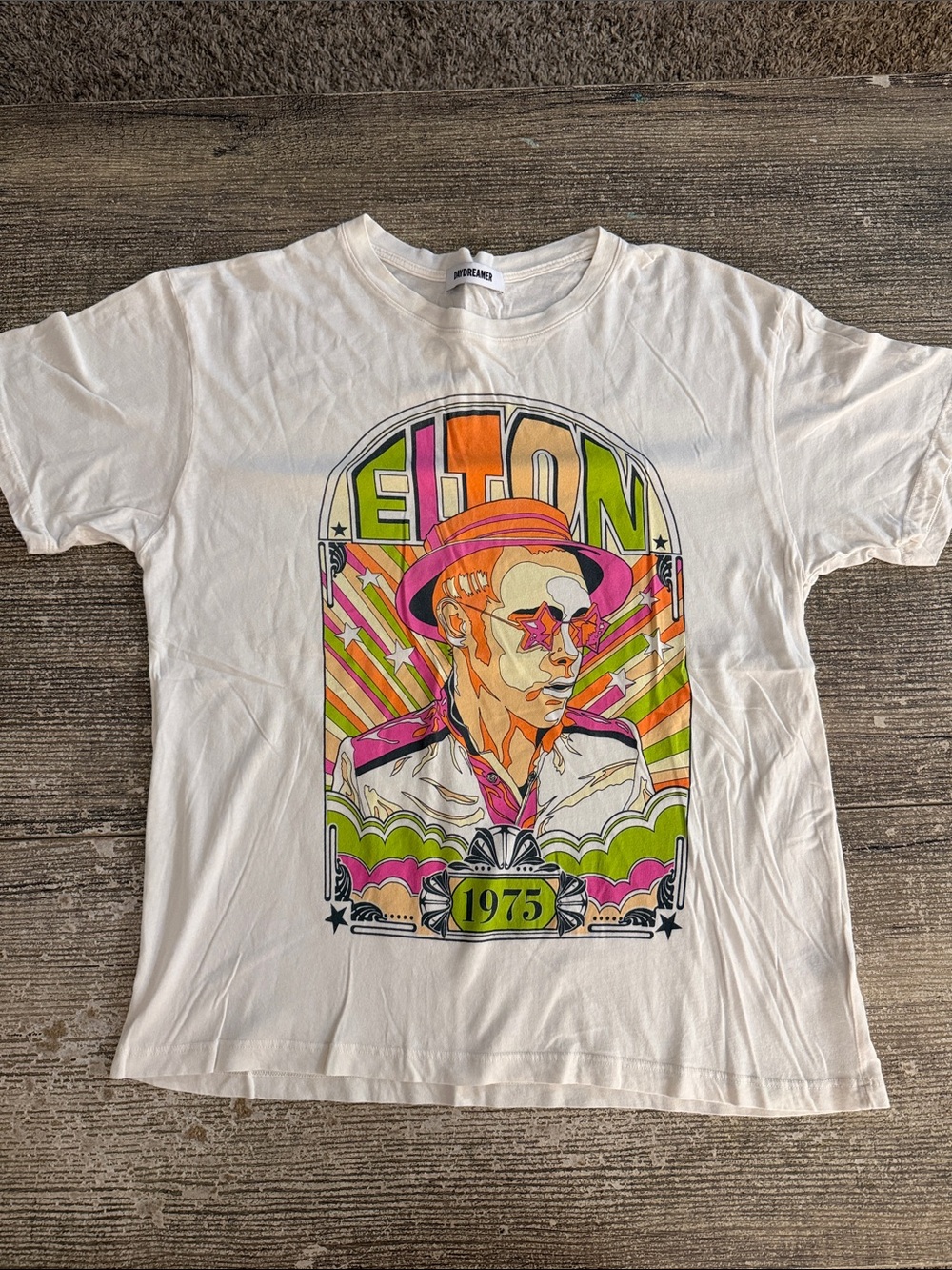 Daydreamer Elton John 1975 short sleeve graphic t shirt
